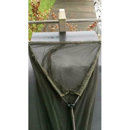 Karpernet JRC Roamer 42’’ x light €60,00