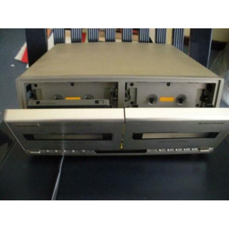 onkyo stereo cassette tape deck