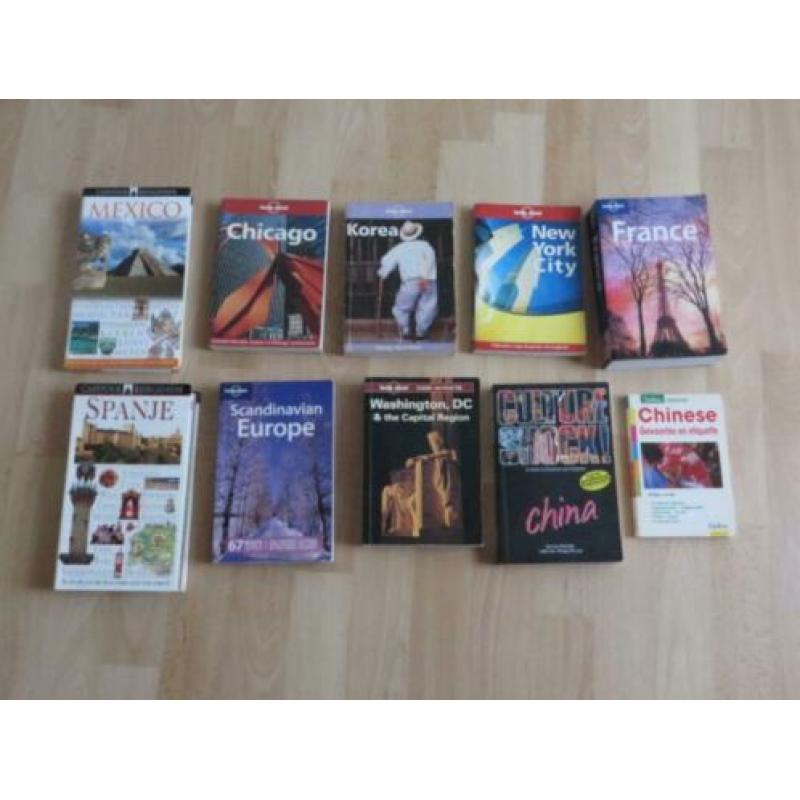 Te koop aangeboden: Diverse Reisgidsen/boeken