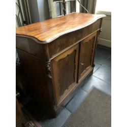 Biedermeier kastje