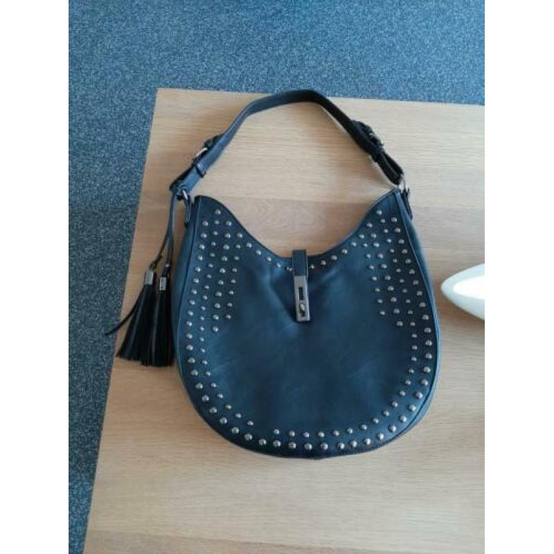 Z.G.A.N.! Leuke schoudertas met studs!