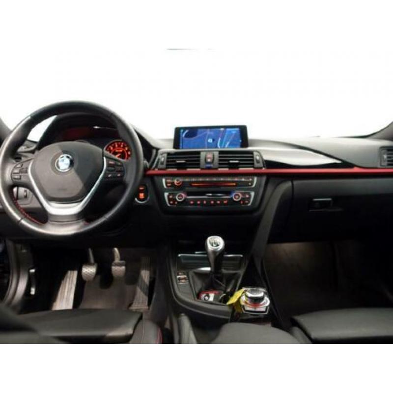 BMW 3 Serie 320i Sport Edition High Executive, Leer, Navi Pr