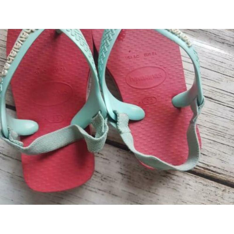 Slippers/flipflops meisje van het merk Havaianas maat 22