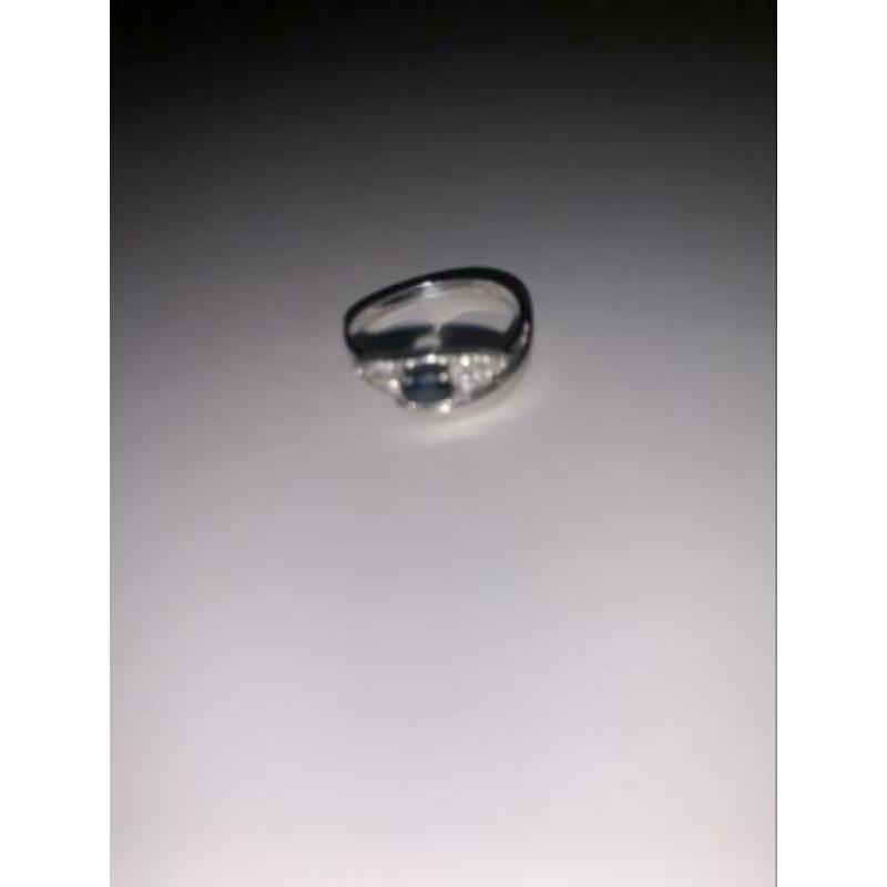 Moderne ring