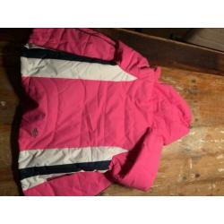 Leuke roze ski-jas maat 128. Helaas nooit aan gehad