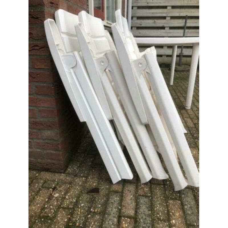 3 tuinstoelen met tafel - wit