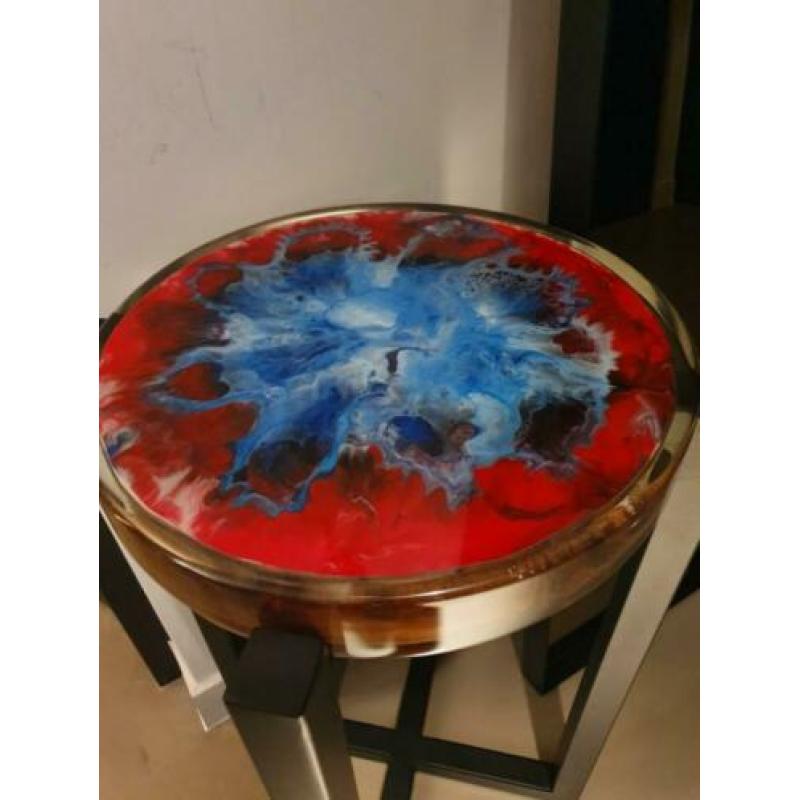 Hoge bijzettafel/sidetable EPOXY met eiken (EYE-CATCHER!!!)