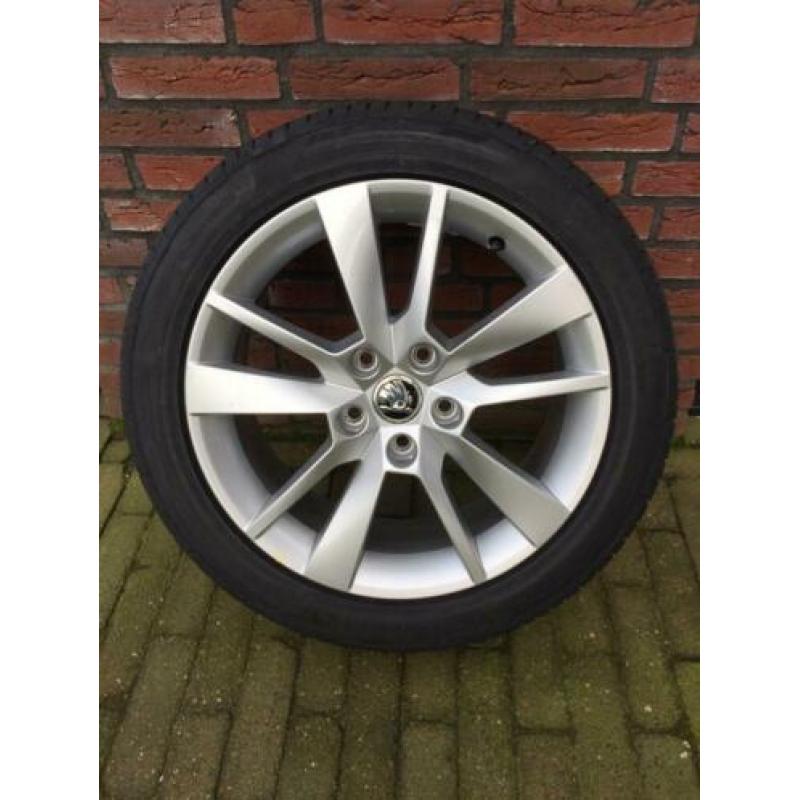 Zomerset origineel Skoda 225/45R17 oa VW Seat & Audi NIEUW !