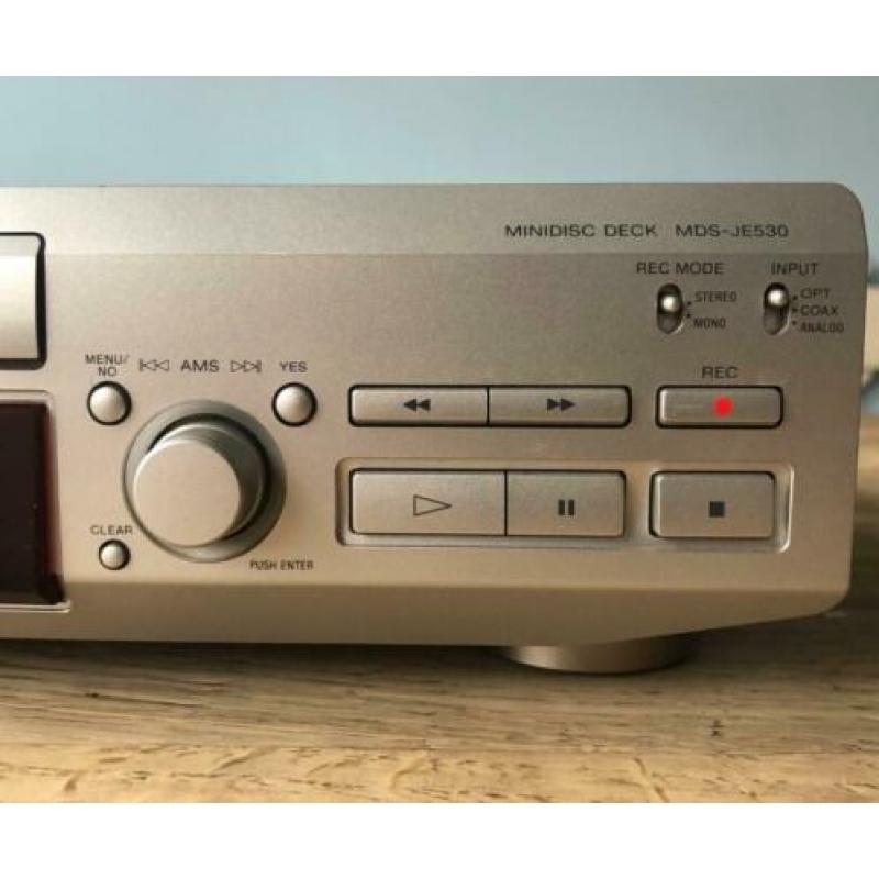 Sony MDS-JE530 MiniDisc Recorder