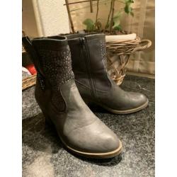 Grijze laarsjes met studs mt42 ZGAN