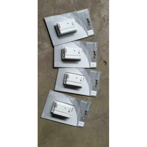 restant 1050 sets HOME EASY HE852 HE MAGNEET wifi SCHAKELAAR