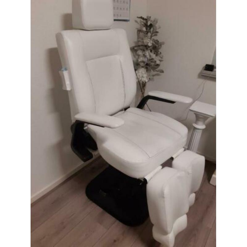 Pedicure behandeld stoel.wit