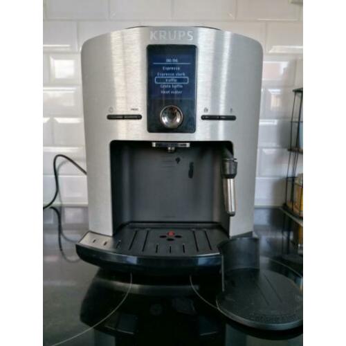 Krups EA829 koffiebonen machine