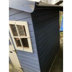 Houten speelhuisje
