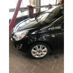 Opel Corsa 1.2 16V LPG 3D 2012 Zwart