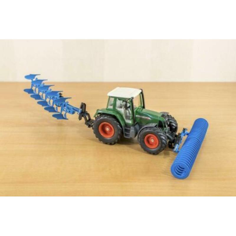 Siku 2965: Fendt Favorit 716 Vario (1:32)