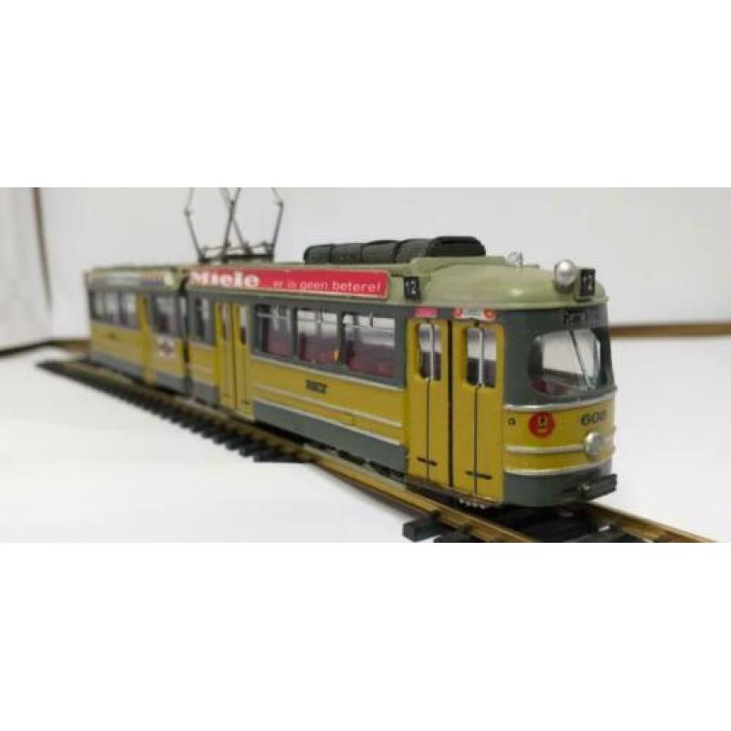 tram HO RET duwag 608