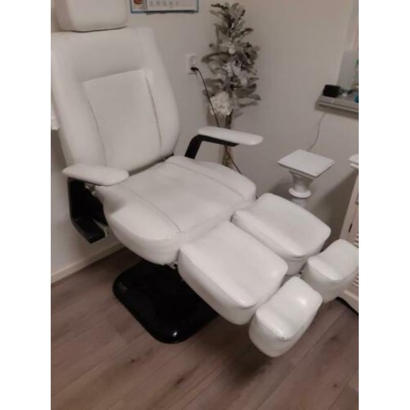 Pedicure behandeld stoel.wit