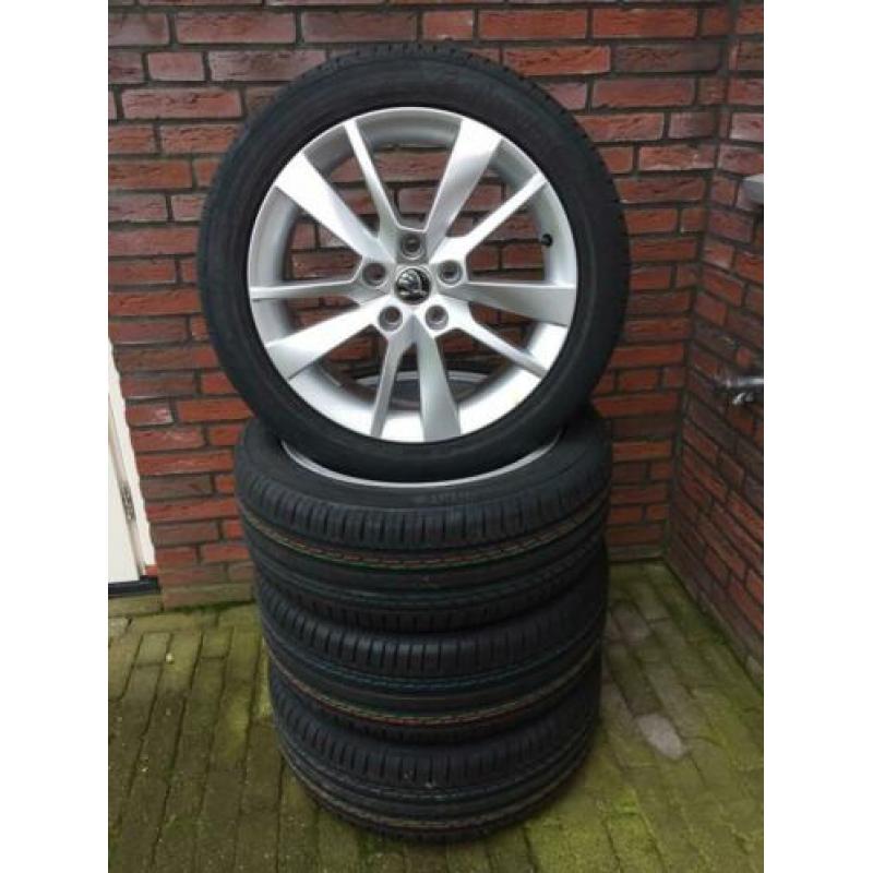 Zomerset origineel Skoda 225/45R17 oa VW Seat & Audi NIEUW !