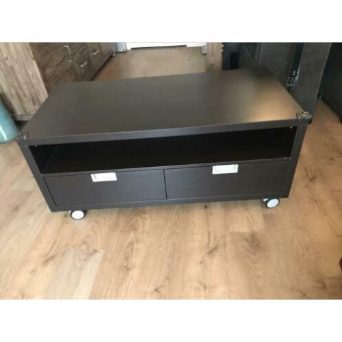 Ikea tv meubel met wieltjes