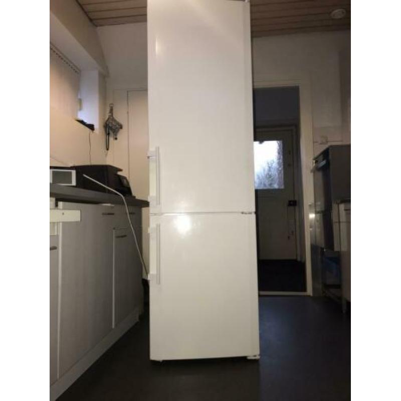 LIEBHERR koel-vries combinatie 400L