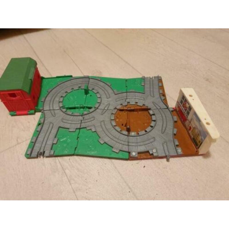 MC COLLS FARM van thomas de trein