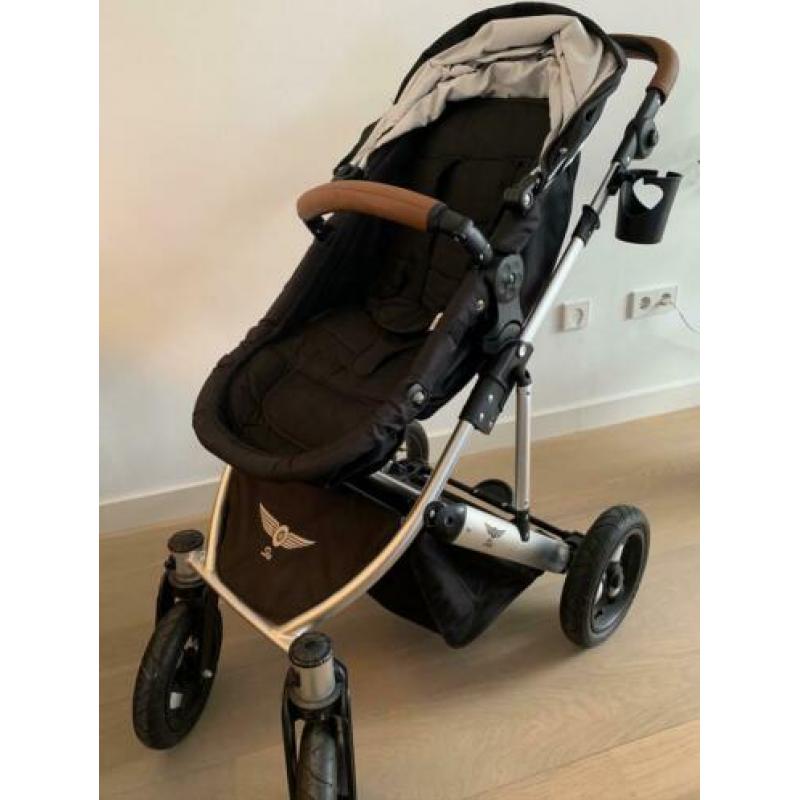 Slee World kinderwagen incl autostoeltje en 2 isofix base