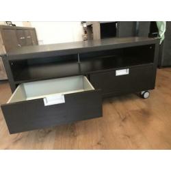 Ikea tv meubel met wieltjes