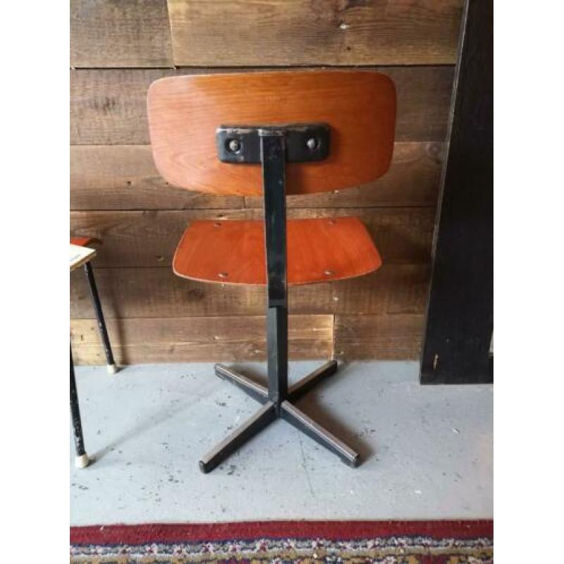 / / brocante retro vintage kinderstoeltjes peuter stoel /