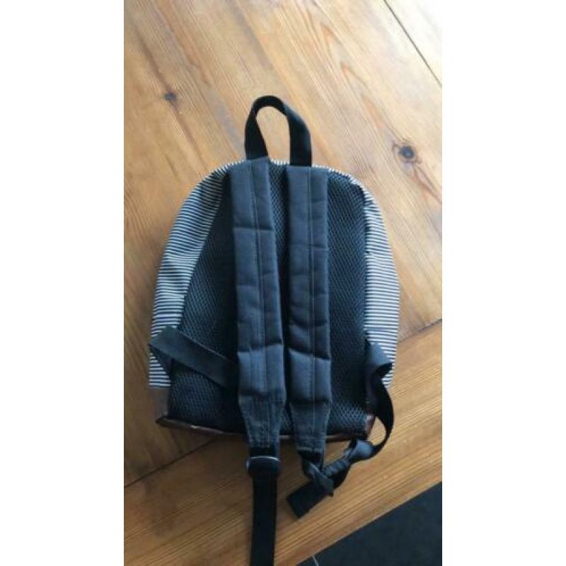 Zgan nieuwe compacte rugtas voor kids, handig voor school