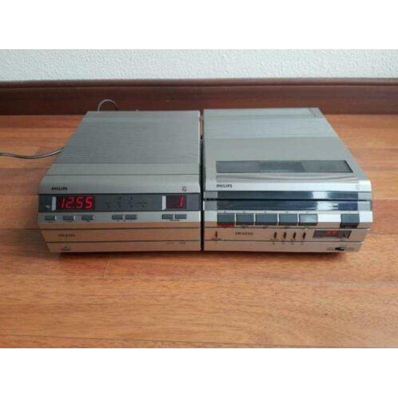 Philips Video 2000 videorecorder VR2220 en VR2120