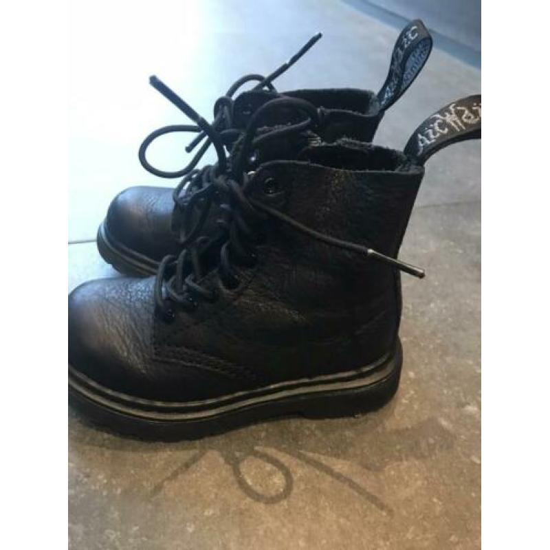 Dr martens leren laarzen maat 22