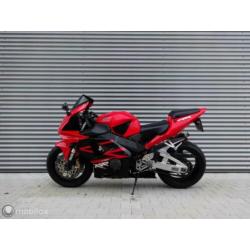 Honda Sport CBR 900RR Fireblade 954CC keurige motor !