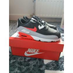 Nike air max 90 zwart oranje wit nieuw maat 35
