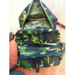 EHBO tasje uit Nederlands leger 2 soorten, groen+camouflage