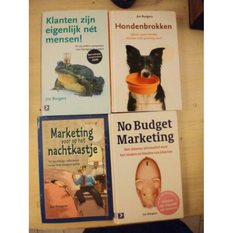 Jos Burgers, 4 boeken (Klanten zijn eigenlijk net mensen. )