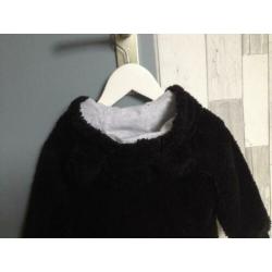 jongens vest zwart fleece+muts+oortjes hema maat 98