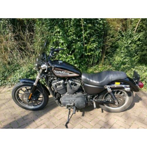 Mooie zwarte Harley Davidson XL Sportster 883R uit 2008.