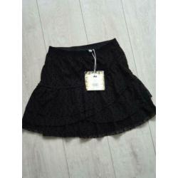 Mt 170 /176 zwart velvet polkadot rokje Nieuw