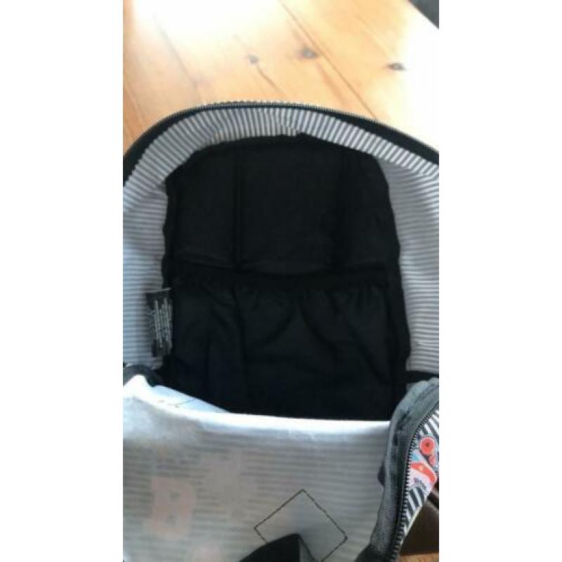 Zgan nieuwe compacte rugtas voor kids, handig voor school