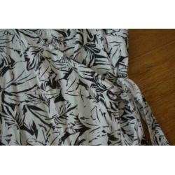 1370 linnen tuniek blousje zwart/wit CANDA; Mt= XL'