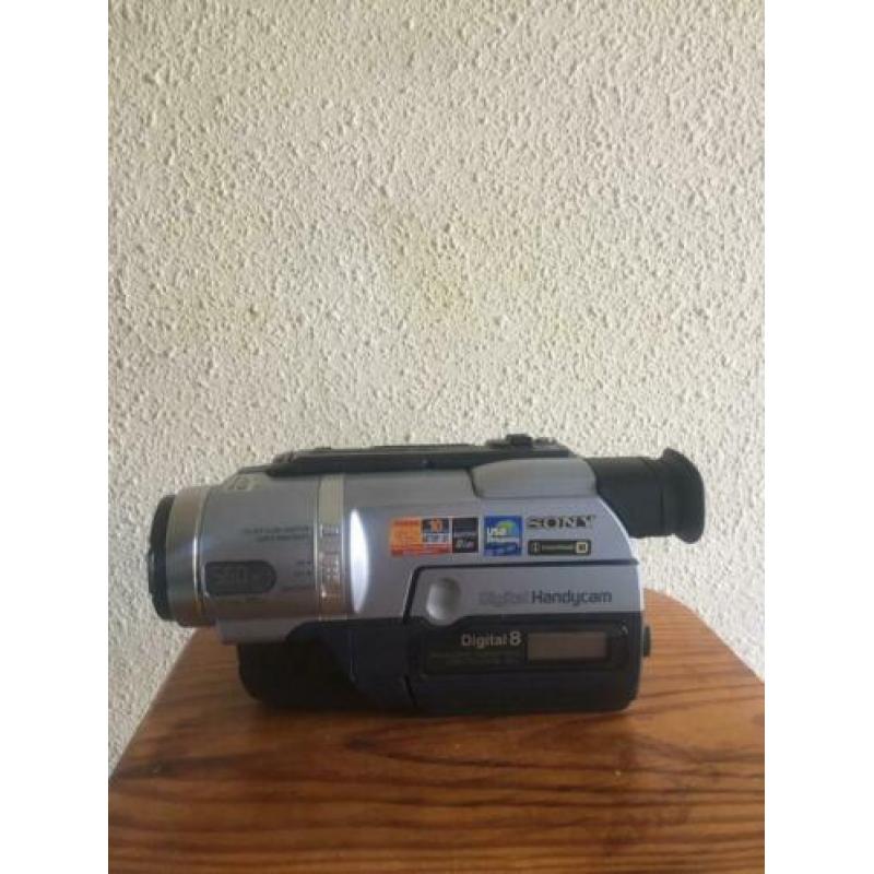 Sony digital handycam video camera recorder