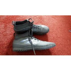 Noppen schoenen zwart Adidas maat 38,5