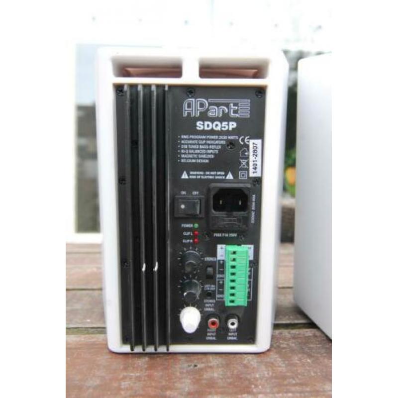 APart SDQ5P-W speakerset met ingebouwde versterker