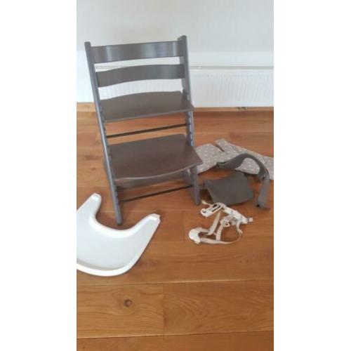 Complete stokke tripp trapp stoel hazy grey.