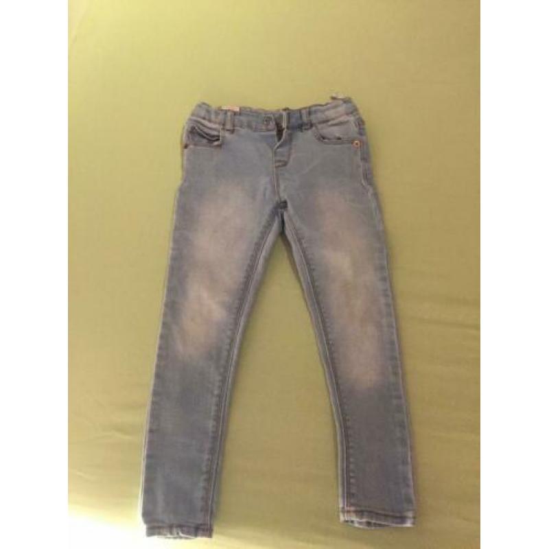 Zara skinny jeans, maat: 104