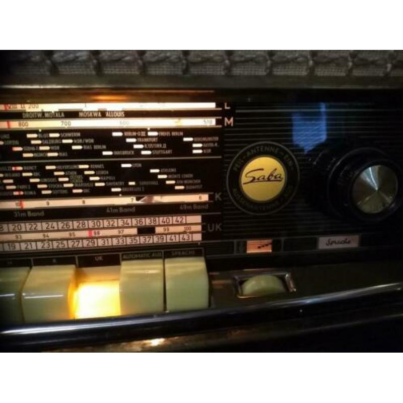 Saba.s toptechniek. 1955..automatische motor zenderzoekloop.