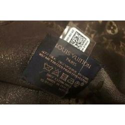zgan louis vuitton sjaal
