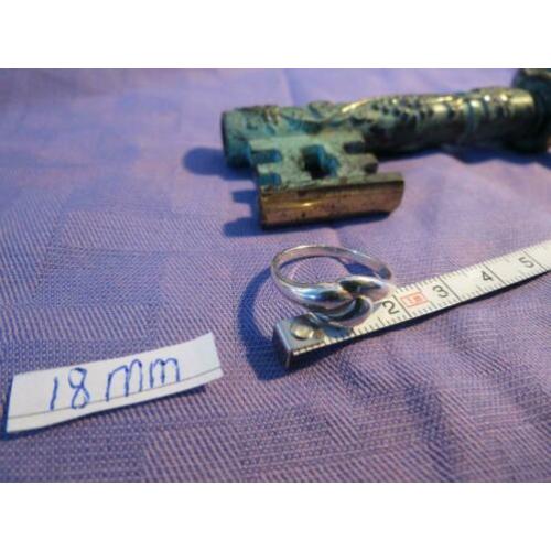 Zilveren Dames ring 925 18 mm