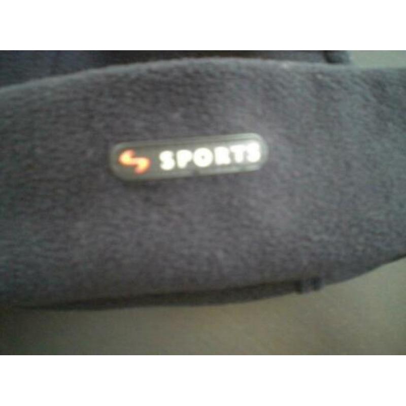 Zgan- Prachtige zwarte muts plus Hoofdband.